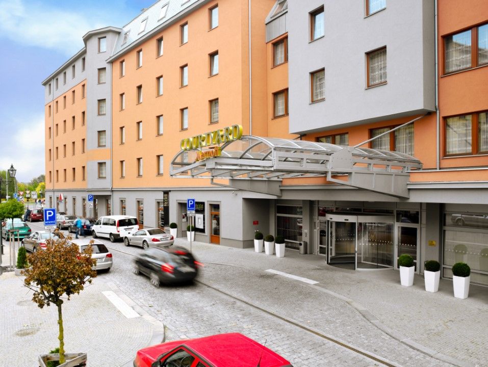 Courtyard By Marriott Pilsen Ξενοδοχείο Εξωτερικό φωτογραφία